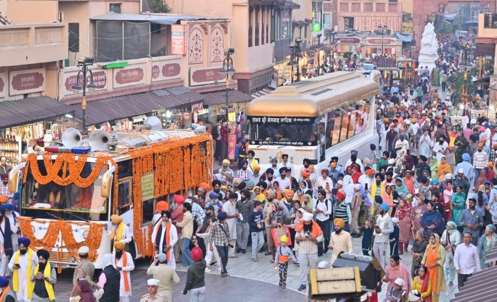 ਸੱਚਖੰਡ ਸ੍ਰੀ ਹਰਿਮੰਦਰ ਸਾਹਿਬ ਵਿਖੇ ਪੁੱਜਾ ਅਸਾਮ ਤੋਂ ਆਰੰਭ ਹੋਇਆ ਸ਼ਹੀਦੀ ਨਗਰ ਕੀਰਤਨ